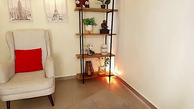 Sassy--Girl online show from February 5, 2026, 6:12 pm