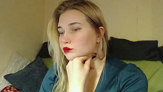 mmmPinUpGirl online show from October 8, 2025, 6:05 pm