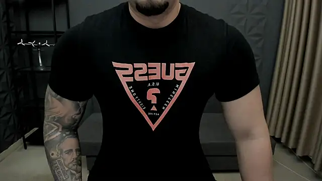 TonyWilcox online show from November 20, 2025, 5:29 am