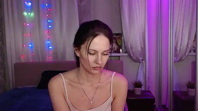 Snapshot of Zlata888 chatting on February 27, 2025, 4:32 pm Zlata888 online show from February 27, 2025, 4:32 pm