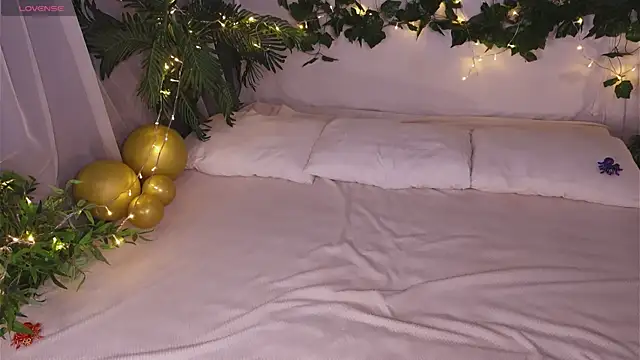 Snapshot of Elfa_Mirielle chatting on October 15, 2025, 6:57 am Elfa Mirielle online show from October 15, 2025, 6:57 am