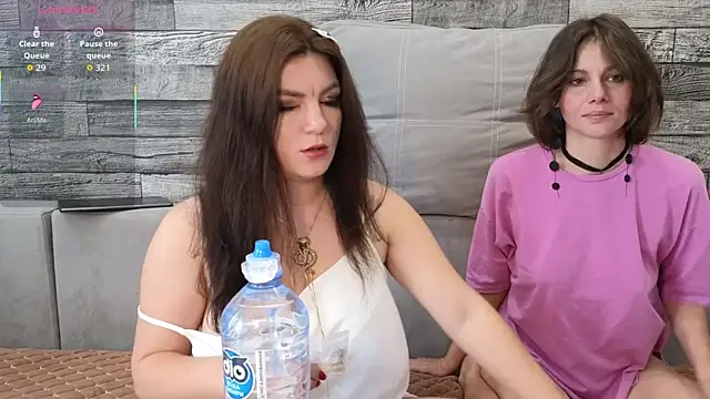 Vika loves you online show from July 22, 2026, 3:09 am