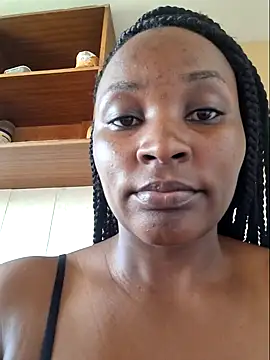 Snapshot of Samia_Queen chatting on January 31, 2025, 11:24 am Samia Queen online show from January 31, 2025, 11:24 am