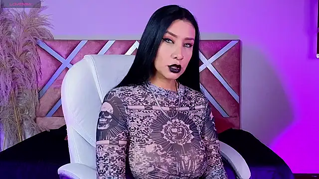  kelly hous36 online show from March 21, 2025, 3:57 pm