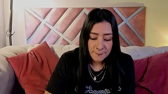  kelly hous36 online show from June 2, 2026, 12:40 pm
