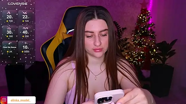 Snapshot of Elishka_ chatting on January 11, 2025, 6:44 pm Elishka online show from January 11, 2025, 6:44 pm