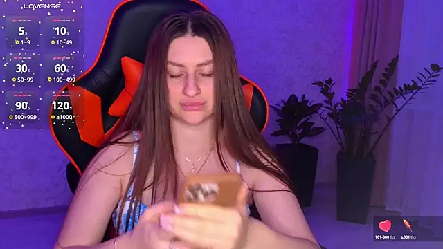 Snapshot of Elishka_ chatting on October 15, 2025, 5:35 pm Elishka online show from October 15, 2025, 5:35 pm