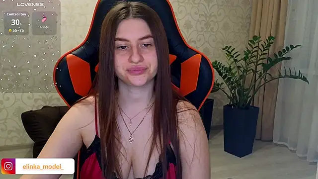 Snapshot of Elishka_ chatting on November 14, 2025, 6:50 pm Elishka online show from November 14, 2025, 6:50 pm