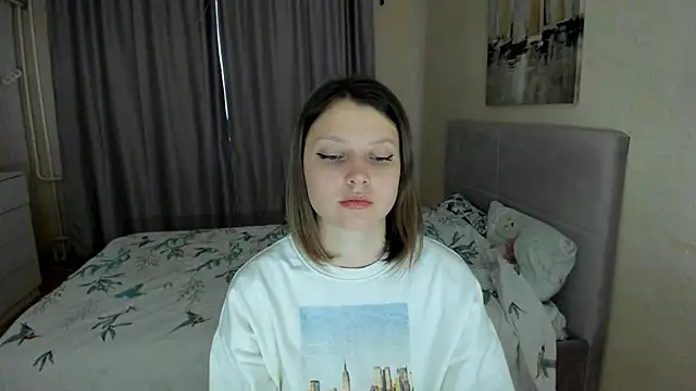 SoniNesti online show from September 27, 2025, 2:22 pm