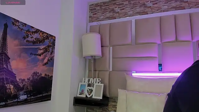 Snapshot of ShaniaBrownn chatting on February 10, 2026, 7:40 pm ShaniaBrownn online show from February 10, 2026, 7:40 pm