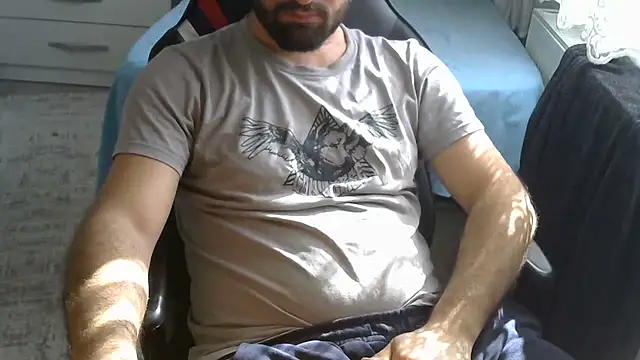 crazybaby5461 online show from February 14, 2026, 11:07 am