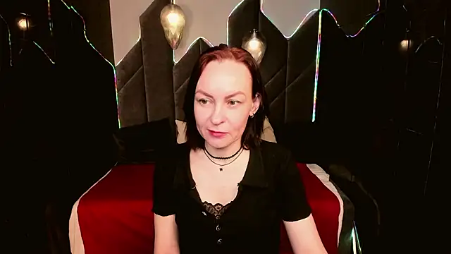 NikaGentle online show from February 3, 2026, 5:49 am