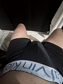 Snapshot of quiensabe3 chatting on April 8, 2026, 5:07 am quiensabe3 online show from April 8, 2026, 5:07 am