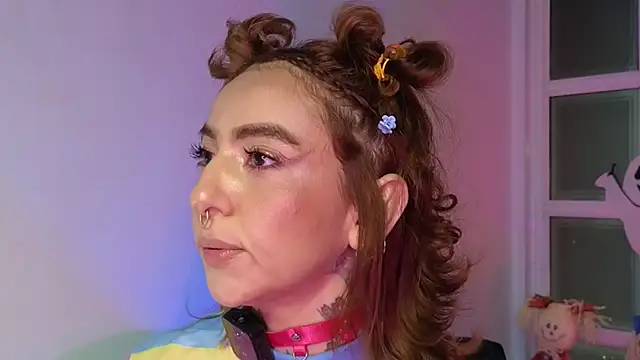 Snapshot of Evangelyne_1 chatting on October 29, 2025, 3:47 pm Evangelyne 1 online show from October 29, 2025, 3:47 pm