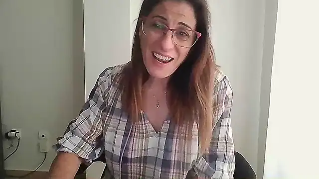 Sanada hot online show from October 27, 2025, 9:02 am