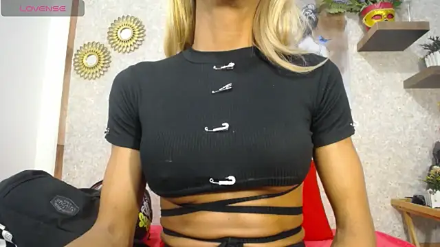 SexyLindaBig online show from October 2, 2025, 3:08 pm