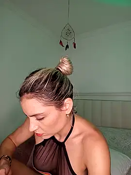 ASHLEY BLAIR online show from October 22, 2025, 7:24 pm