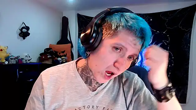 Snapshot of Marieblueeyes chatting on February 5, 2025, 5:20 am Marieblueeyes online show from February 5, 2025, 5:20 am