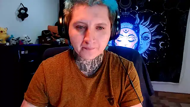 Snapshot of Marieblueeyes chatting on February 6, 2025, 7:56 am Marieblueeyes online show from February 6, 2025, 7:56 am