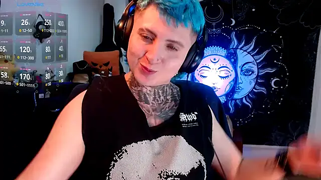 Snapshot of Marieblueeyes chatting on February 7, 2025, 2:40 am Marieblueeyes online show from February 7, 2025, 2:40 am