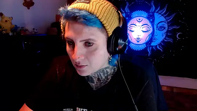 Snapshot of Marieblueeyes chatting on February 21, 2025, 4:51 am Marieblueeyes online show from February 21, 2025, 4:51 am