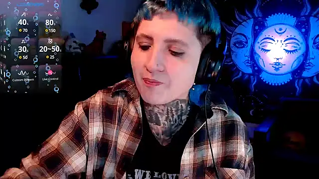 Snapshot of Marieblueeyes chatting on March 14, 2025, 3:15 am Marieblueeyes online show from March 14, 2025, 3:15 am