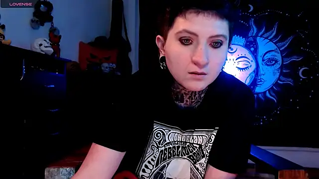 Snapshot of Marieblueeyes chatting on March 22, 2025, 4:03 am Marieblueeyes online show from March 22, 2025, 4:03 am