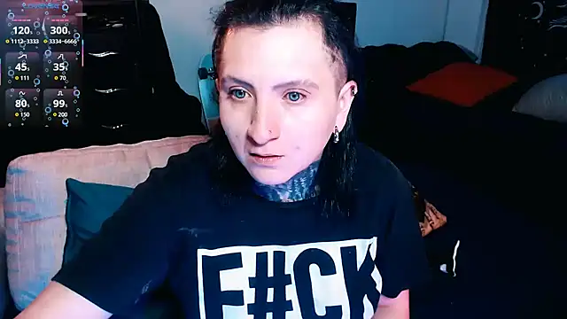 Snapshot of Marieblueeyes chatting on September 22, 2025, 10:34 pm Marieblueeyes online show from September 22, 2025, 10:34 pm