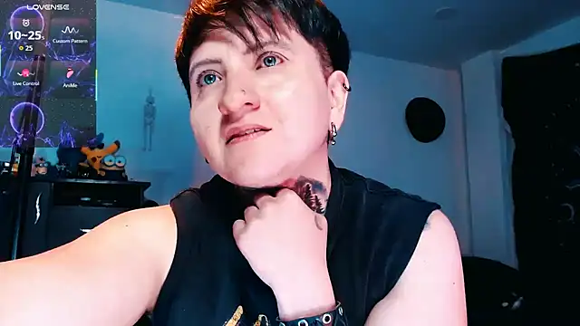 Snapshot of Marieblueeyes chatting on October 22, 2025, 12:00 am Marieblueeyes online show from October 22, 2025, 12:00 am