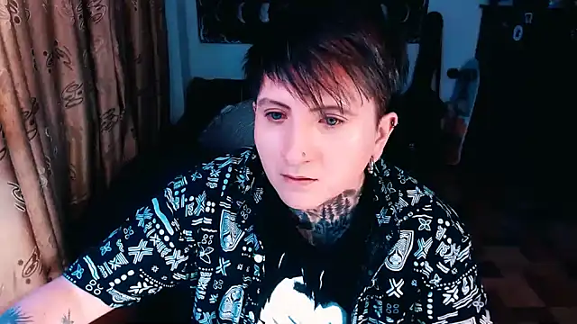 Snapshot of Marieblueeyes chatting on October 24, 2025, 12:41 am Marieblueeyes online show from October 24, 2025, 12:41 am