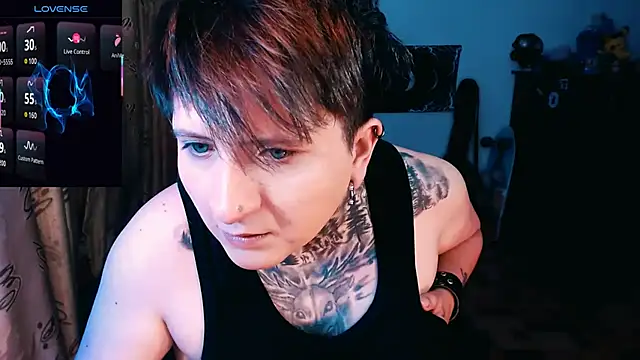 Snapshot of Marieblueeyes chatting on October 27, 2025, 11:20 pm Marieblueeyes online show from October 27, 2025, 11:20 pm