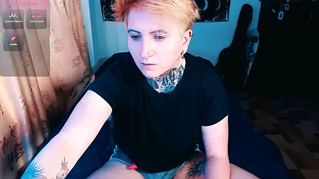 Snapshot of Marieblueeyes chatting on November 4, 2025, 7:13 pm Marieblueeyes online show from November 4, 2025, 7:13 pm