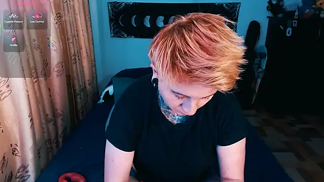 Snapshot of Marieblueeyes chatting on November 5, 2025, 9:48 pm Marieblueeyes online show from November 5, 2025, 9:48 pm