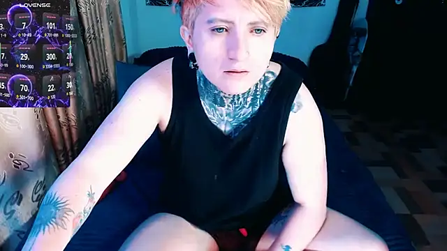 Snapshot of Marieblueeyes chatting on November 9, 2025, 4:44 am Marieblueeyes online show from November 9, 2025, 4:44 am