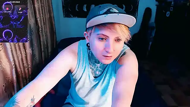 Snapshot of Marieblueeyes chatting on November 11, 2025, 2:00 am Marieblueeyes online show from November 11, 2025, 2:00 am