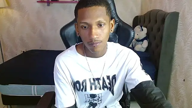 ManSant online show from October 15, 2025, 3:56 pm