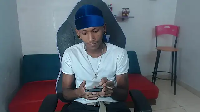 ManSant online show from December 20, 2025, 3:41 pm