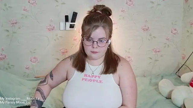 sinnamon  online show from December 21, 2025, 12:12 pm