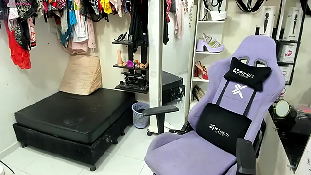 allsson queen online show from January 28, 2025, 2:11 am