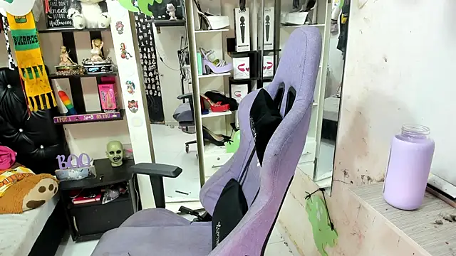 allsson queen online show from October 30, 2025, 3:19 am