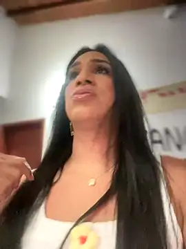 Ashly Miller online show from October 15, 2025, 8:09 pm