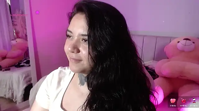 Snapshot of kim_blake chatting on January 2, 2025, 4:02 pm kim blake online show from January 2, 2025, 4:02 pm