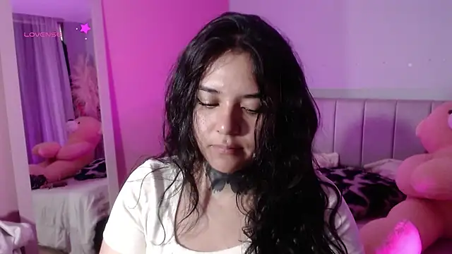 Snapshot of kim_blake chatting on January 2, 2025, 7:51 pm kim blake online show from January 2, 2025, 7:51 pm