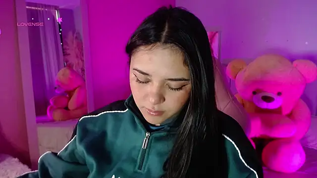 Snapshot of kim_blake chatting on January 4, 2025, 7:55 pm kim blake online show from January 4, 2025, 7:55 pm