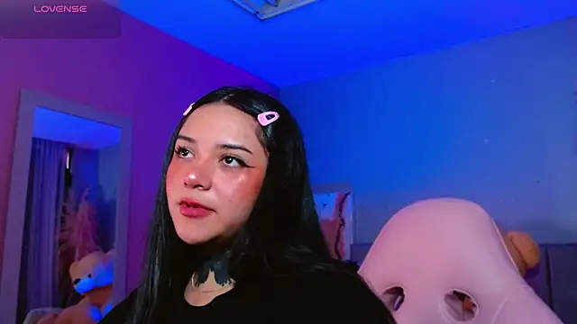 Snapshot of kim_blake chatting on February 6, 2025, 11:54 am kim blake online show from February 6, 2025, 11:54 am