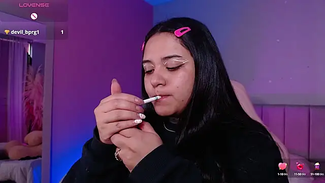 Snapshot of kim_blake chatting on February 7, 2025, 3:19 pm kim blake online show from February 7, 2025, 3:19 pm