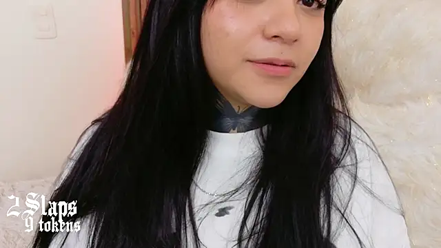 Snapshot of kim_blake chatting on October 21, 2025, 1:17 am kim blake online show from October 21, 2025, 1:17 am