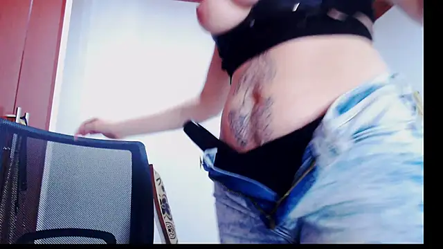 A R Y  online show from October 19, 2025, 6:30 pm