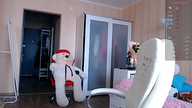 Snapshot of PamHardFuck chatting on February 9, 2025, 9:16 am PamHardFuck online show from February 9, 2025, 9:16 am