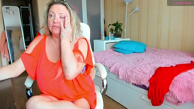 PamHardFuck online show from June 21, 2026, 4:42 pm